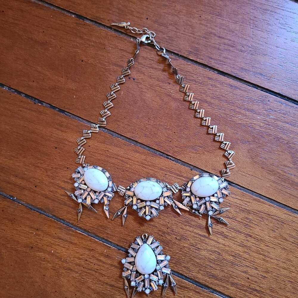 Chloe And Isabel Howlite Rhinestone Gem Necklace Statement Chunky 19" RARE!